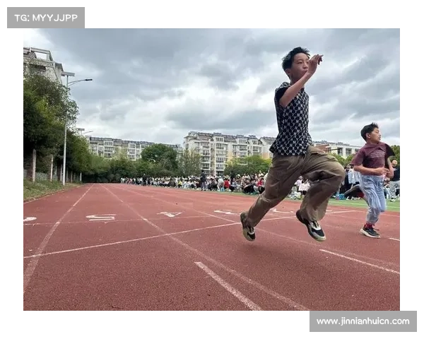 跳远赛场复古风潮回归 上世纪80年代技术动作的现代复兴与效果评估 跳远赛场复古风潮回归 上世纪80年代技术动作的现代复兴与效果评估